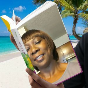 Meet your Posher, Angela